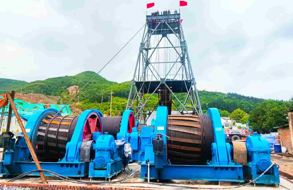 JZ凿井绞车（带刹）